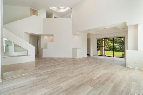 859 Hao St, Honolulu HI  96821-1620 exterior