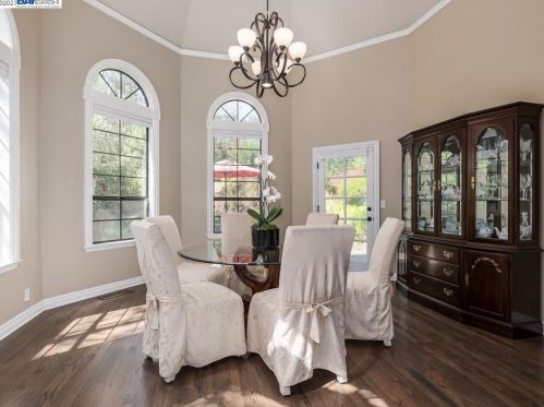 953 Finovino Ct, Pleasanton, CA 94566-6303