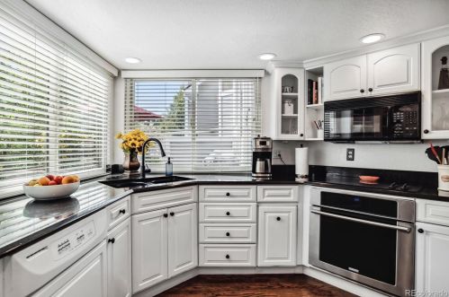 7698 Monaco Cir, Englewood CO 80112-2581 exterior