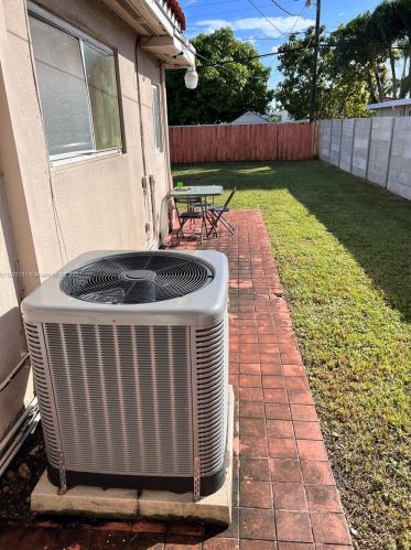 474 44th Pl, Hialeah, FL 33012-3856