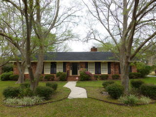 1807 Johns Ave, Waycross, GA 31501-4164