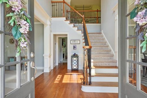 4162 Creekview Bluff Ct, Buford, GA 30518-9215