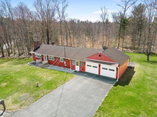 7 Beacon Rd, North Windham, CT 06280-1106
