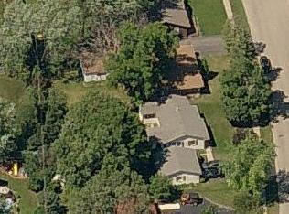 319 Brown St, Lake Barrington, IL 60084