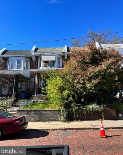 5318 Marvine St, Philadelphia, PA 19141-2926