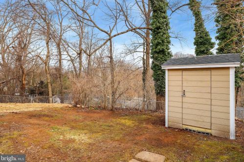 4206 Round Hl Rd, Silver Spring MD 20906-4869 exterior