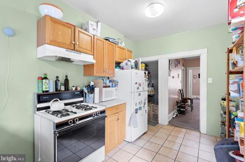 546 Spruce St, Lancaster PA  17603-3353 exterior