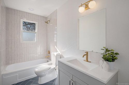 7967 Pontiac Way, Englewood CO  80112-3114 exterior