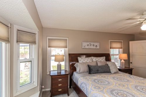 143 Evelyn Dr, Anaheim CA  92805-3419 exterior