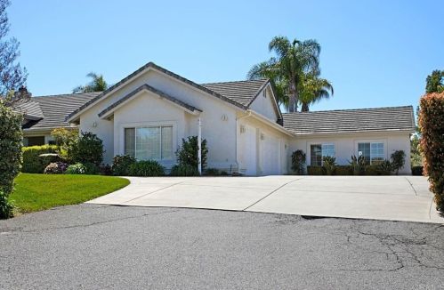 14433 Tyler Ln, Valley Center, CA 92082-4539