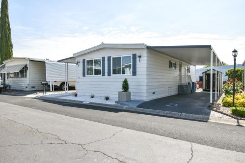 201 Whispering Pines Dr, Rancho Cordova, CA 95670-4348