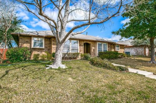 2515 Daybreak Dr, Dallas, TX 75287-5810