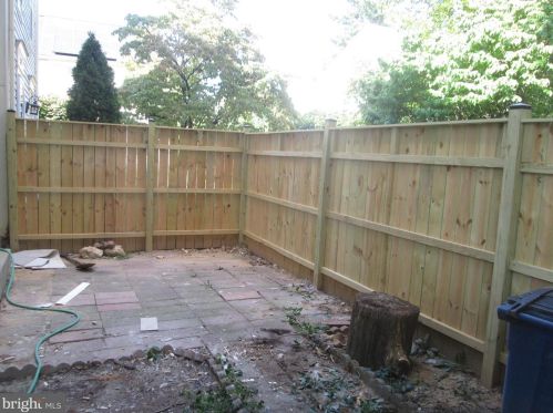 15 Valleyfield Ct, Silver Spring MD 20906-5724 exterior