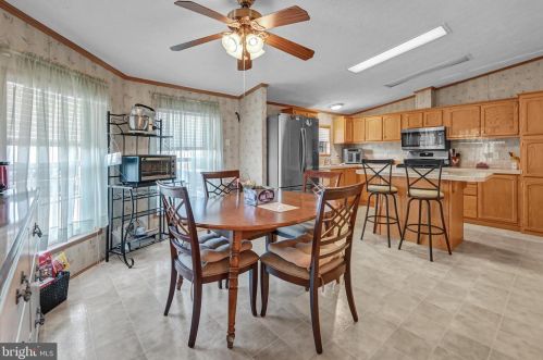 135 Raptor Dr, Hanover PA  17331-8108 exterior