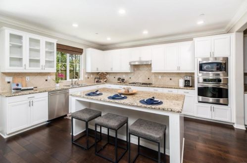 6620 Brookite Ct, Carlsbad, CA 92009-1734
