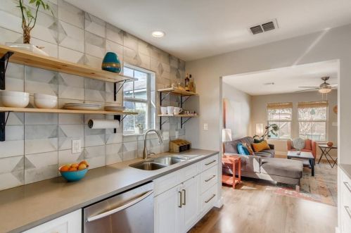 3115 14 St, Austin TX  78702-1618 exterior