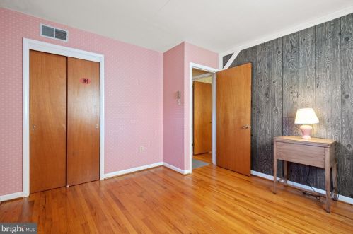 1035 Devonshire Rd, Lancaster PA  17601-1610 exterior