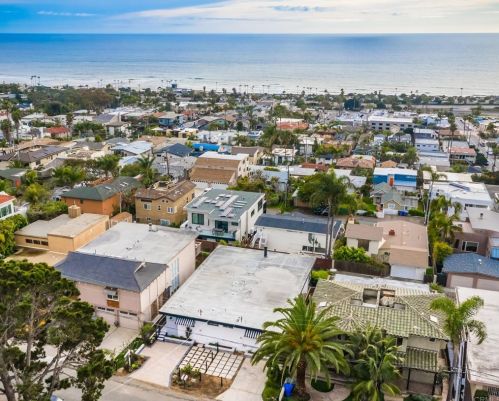 2126 Edinburg Ave, Cardiff By The Sea, CA 92007-1805