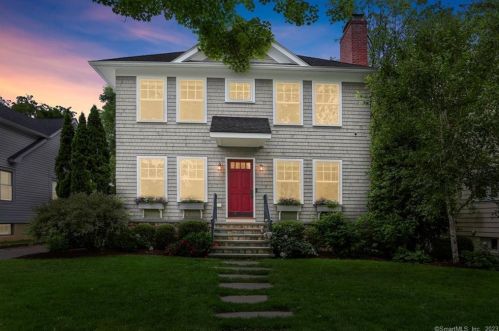 16 Dale Dr, Greenwich, CT 06831-5032