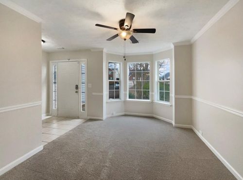 332 Jasmine Dr, Locust Grove, GA 30248-3914