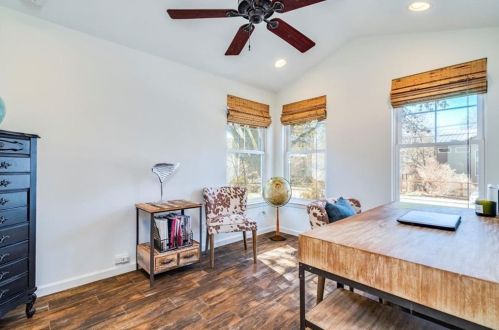 2425 Euclid Ave, Austin TX  78704-5419 exterior