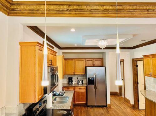 1403 Druid Hills Rd, Atlanta GA  30319-3800 exterior