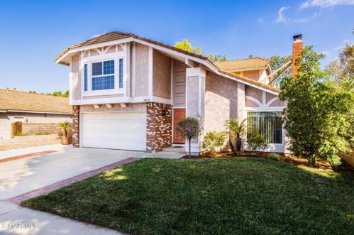 2625 Nicholas St, Simi Valley, CA 93065-1516