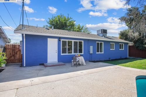 2417 Bellamy St, Modesto CA  95354-3117 exterior