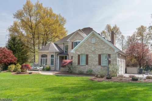 6 Schindler Ct, Whippany, NJ