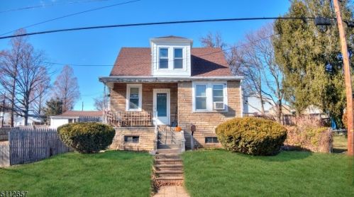 1611 8th St, Trenton, NJ 08638-3011