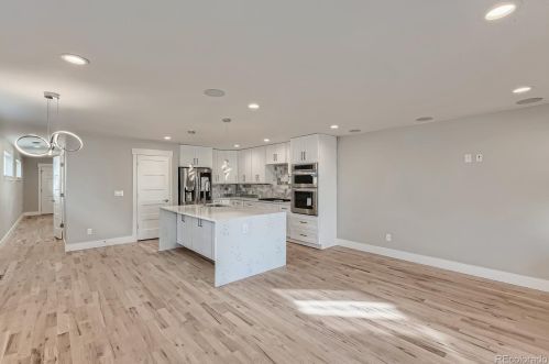 2812 4 Ave, Denver CO 80219-1615 exterior