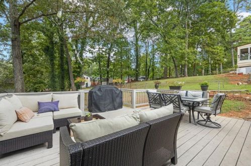 2579 Hatfield Cir, Atlanta GA  30316-3950 exterior