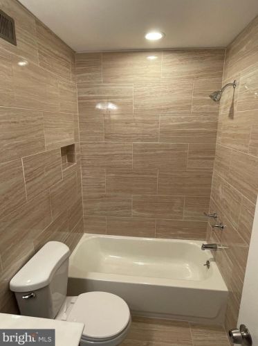 5732 16th St, Philadelphia PA  19141-1702 exterior