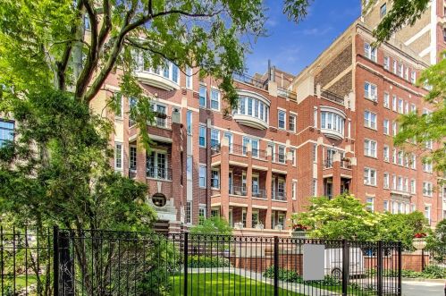 436 Belmont Ave, Chicago, IL 60657-4794