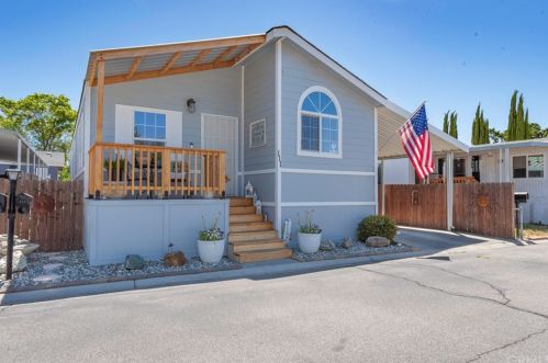 111 Loma Ln, Lake Nacimiento, CA 93446-3996