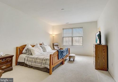 166 Copperfield Dr, Trenton NJ  08648-2583 exterior