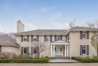 25780 Saint Marys Rd, Green Oaks, IL 60048-9427