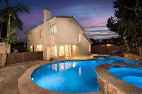 6944 Ruby Ln, Lemon Grove, CA 91945-3454