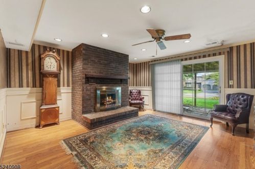 62 Goldfinch Dr, Hackettstown NJ  07840-3008 exterior