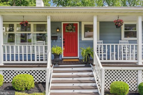 6440 Maplewood Dr, Falls Church, VA 22041-1230