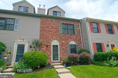 6 Fillmore Pl, Trenton, NJ 08648-4338