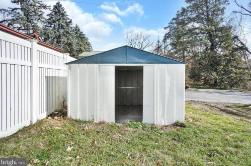 823 5th St, Harrisburg PA  17113-2612 exterior