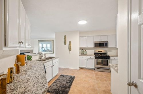 16789 Greenhouse St, Conroe TX  77385-6084 exterior