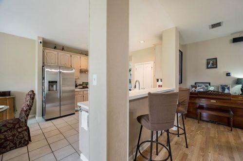 7002 Woodsprings Dr, Garland TX 75044-2147 exterior