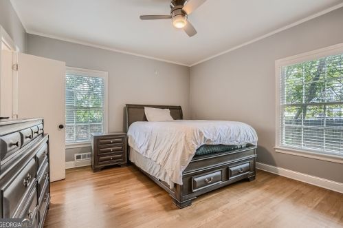 3685 Cantrell Rd, Atlanta GA  30319-1304 exterior