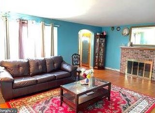 3758 Vista Ter, Harrisburg, PA 17111-2011