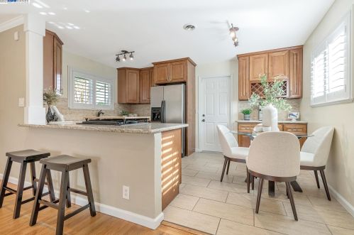 644 Meadowlark St, Livermore, CA 94551-4208