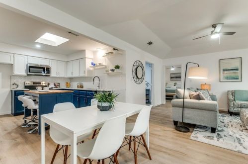 1401 Landmark Ct, Irving TX  75060-3270 exterior