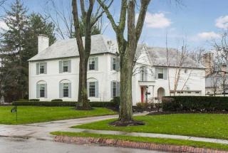 241 Ashbourne Rd, Columbus, OH 43209-1454