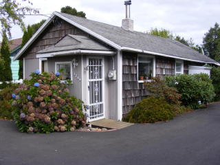 1289 Eagle View Ln, Waldport, OR 97394-9785